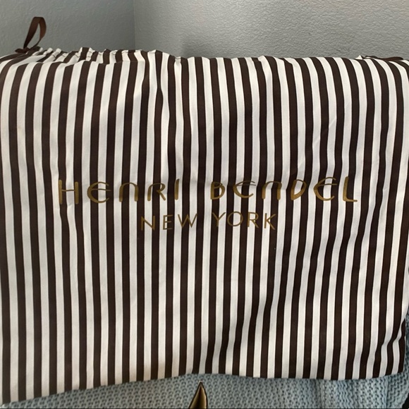Henri Bendel Tote Bag - Picture 10 of 11